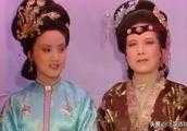 《紅樓夢》中為什麼夏金桂就敢頂撞婆婆，王熙鳳卻要被婆婆罵哭？