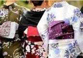 日本女人天天背個枕頭幹什麼？